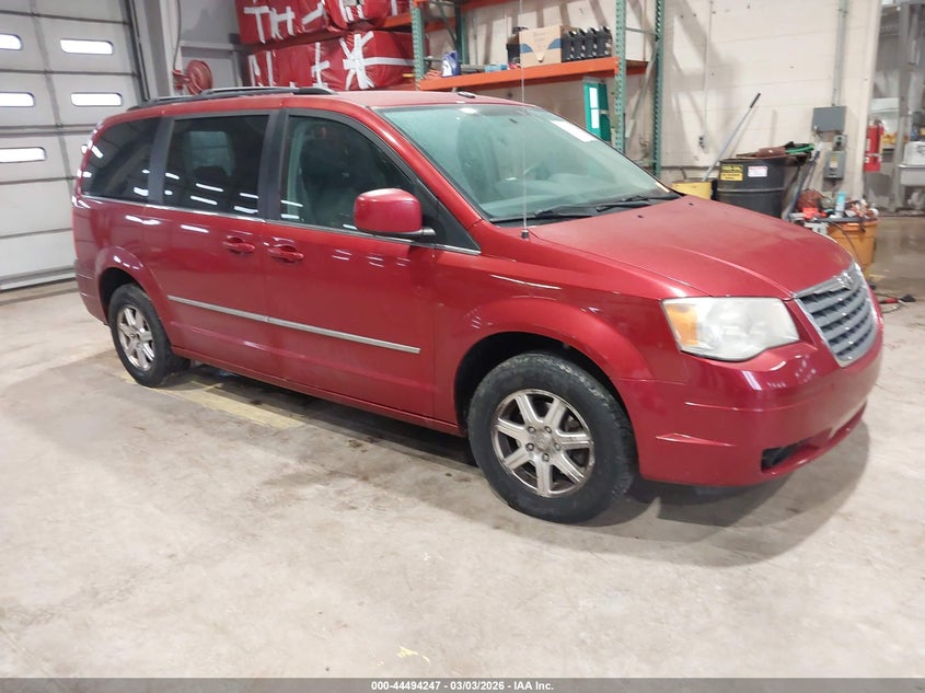 2010 Chrysler Town & Country Touring