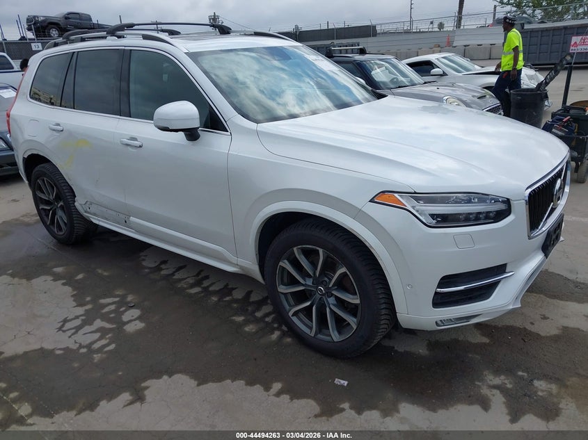 2016 VOLVO XC90 T6 MOMENTUM