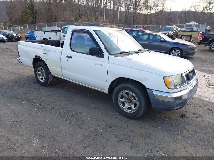 2000 Nissan Frontier Xe