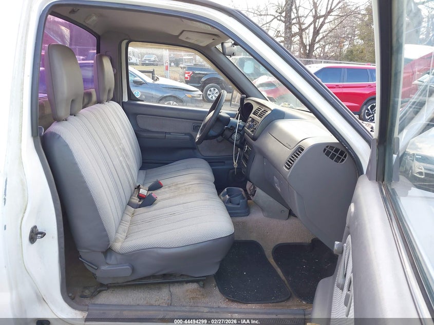 2000 Nissan Frontier Xe