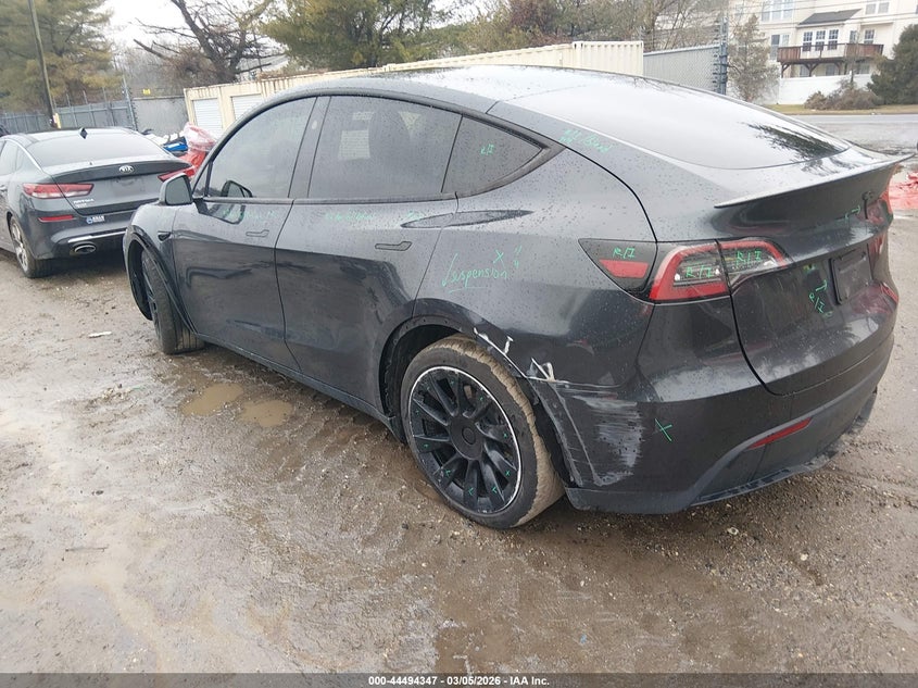 Vin: 7saygdedxsf231285, lot: 44991073, tesla model y long range dual motor rear-wheel drive 20253