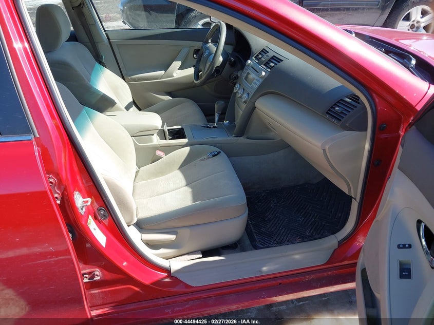 2010 Toyota Camry Le V6