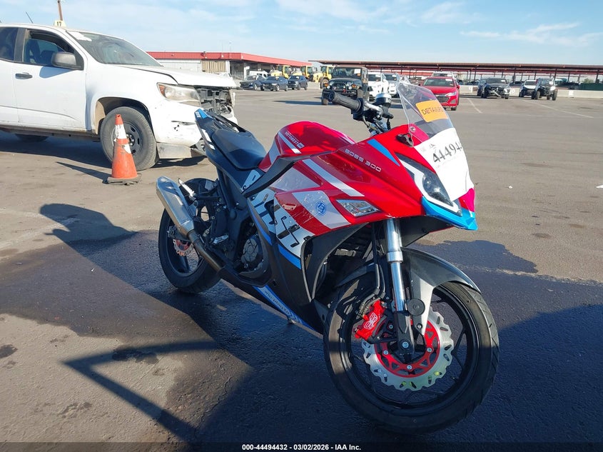 2024 DONGFANG BOSS  (VIN: LXDPCPMHXR1081594)