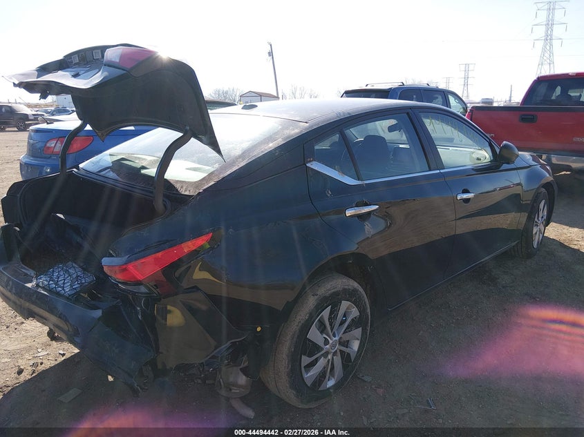 2025 Nissan Altima S Fwd