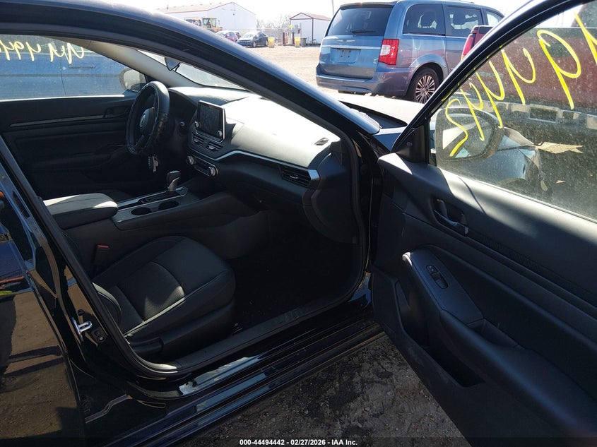 2025 Nissan Altima S Fwd