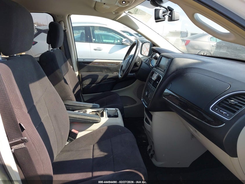 2011 Chrysler Town & Country Touring