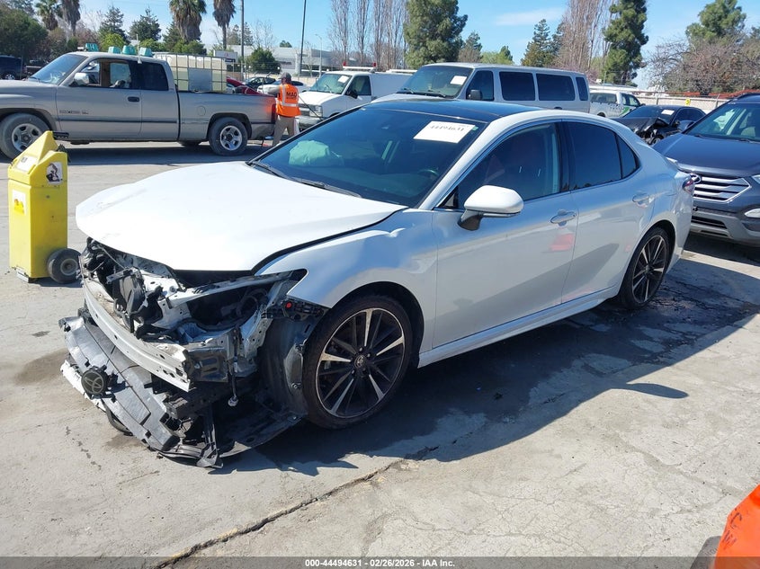 2020 Toyota Camry Xse