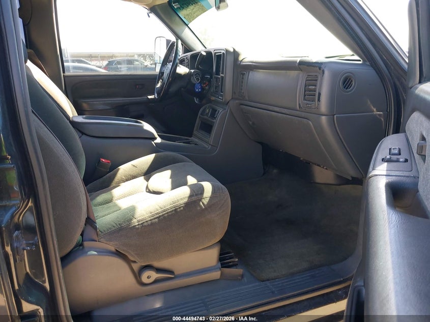 2003 Chevrolet Silverado 1500Hd Ls