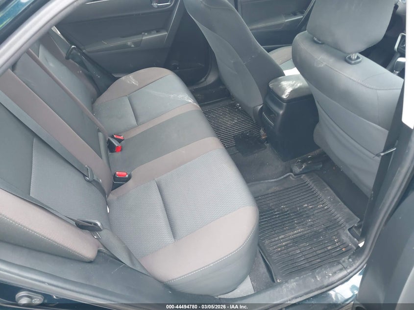VIN 2T1BURHE5KC181364 2019 TOYOTA COROLLA LE