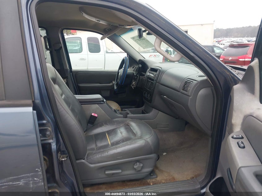 2002 Ford Explorer Xlt