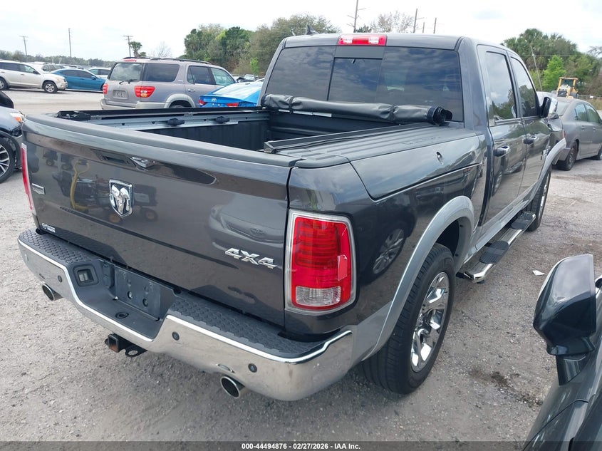 2017 Ram 1500 Laramie 4X4 5'7 Box