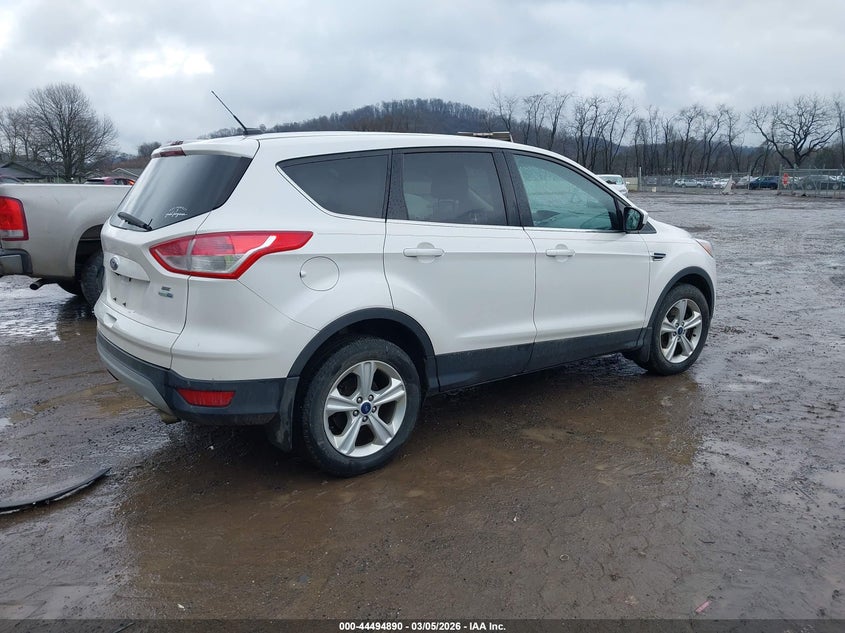 2015 Ford Escape Se