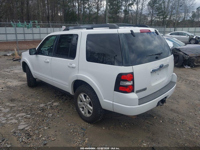 2010 Ford Explorer Xlt