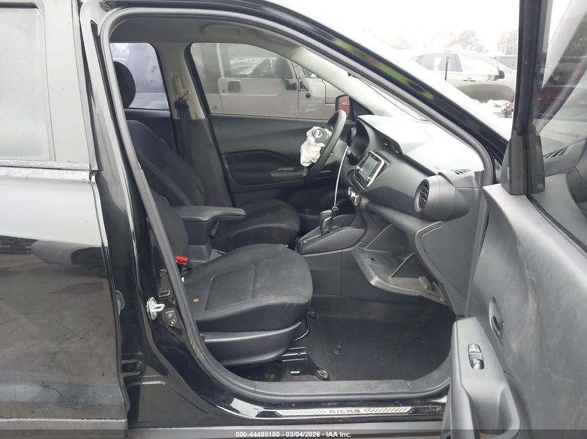 2024 Nissan Kicks S Xtronic Cvt