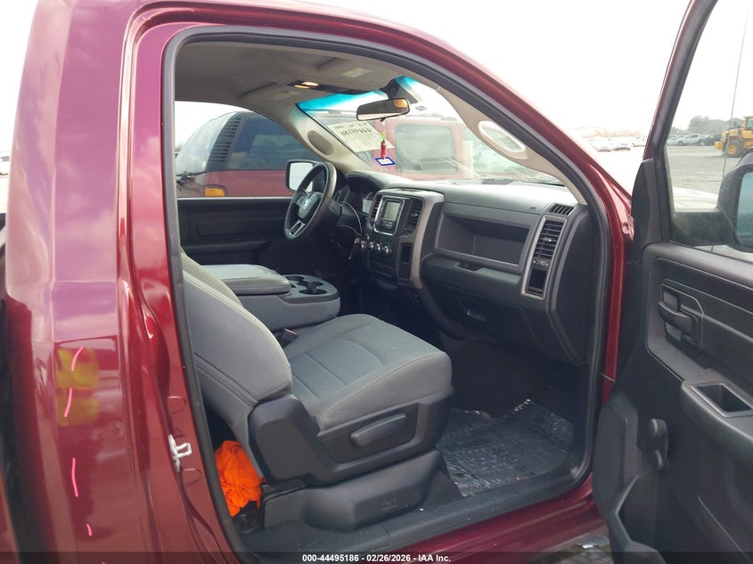 2017 Ram 1500 3.6 Ram Tradesman 4X2 6'4 Box red Lot 111044495186 Vin 3C6JR6AG3HG645782
