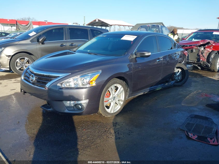 2013 Nissan Altima 3.5 Sv