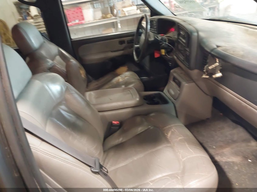 2002 Chevrolet Suburban 1500 Lt