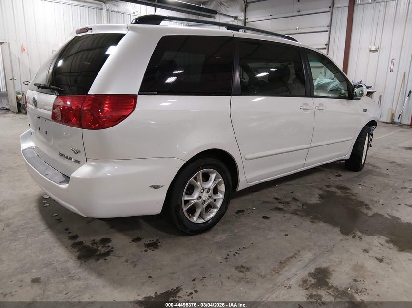 2006 Toyota Sienna Xle