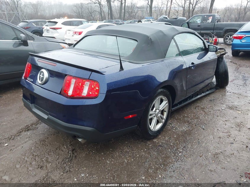 2012 Ford Mustang V6
