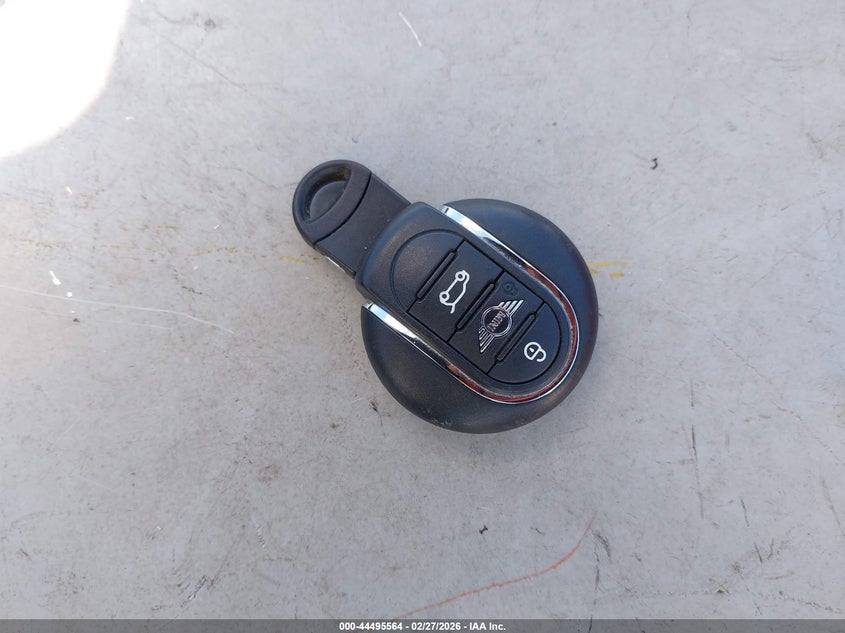 2022 Mini Clubman Cooper S VIN: WMWLV7C09N2R86656 Lot: 44495564