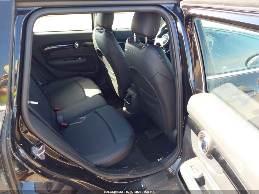 2022 MINI CLUBMAN auction photo 8