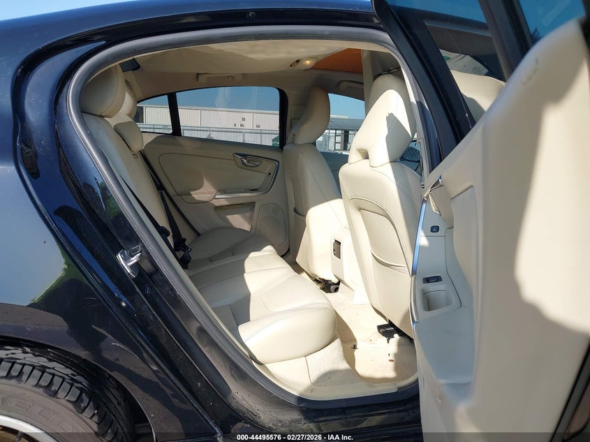 2015 VOLVO S60 SEDAN 2.0L I-4 DI, DOHC, VVT, TURBO, 240HP