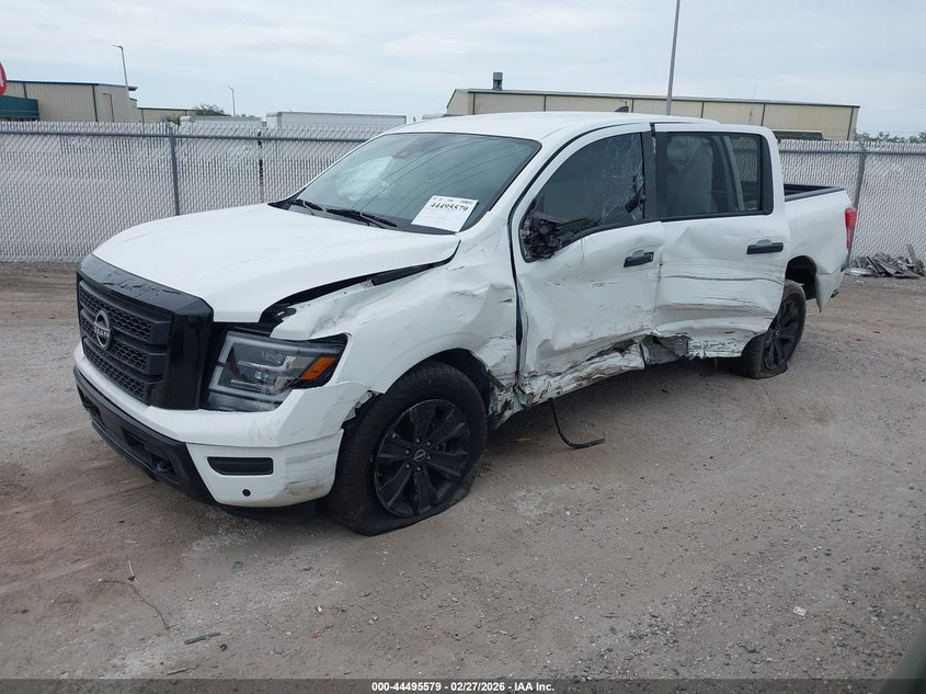 2023 Nissan Titan Sv 4X4