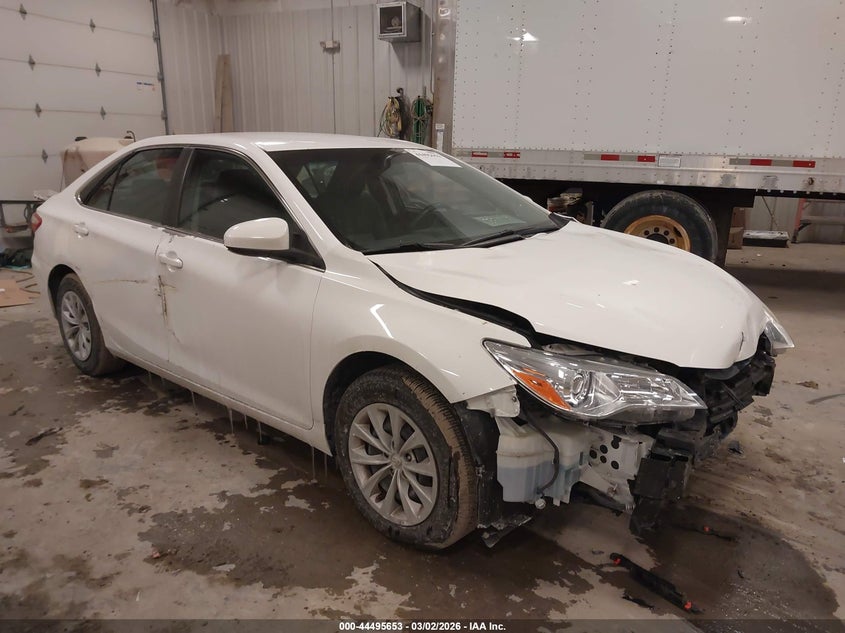 2015 Toyota Camry Le