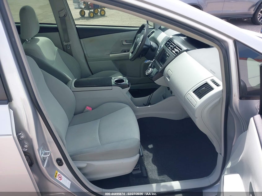 2014 Toyota Prius V Three