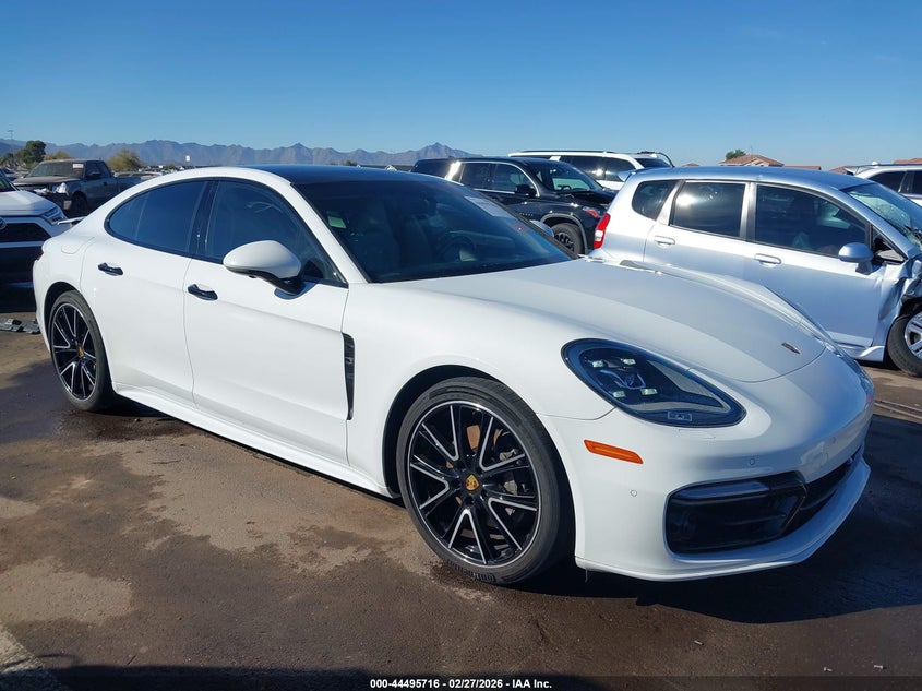 2018 Porsche Panamera 4S