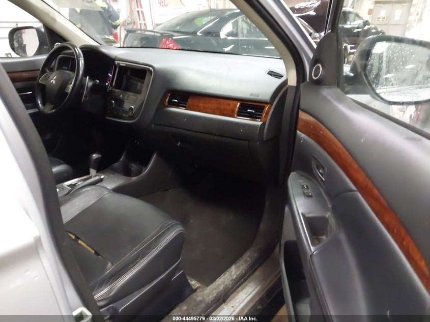 2014 Mitsubishi Outlander Gt