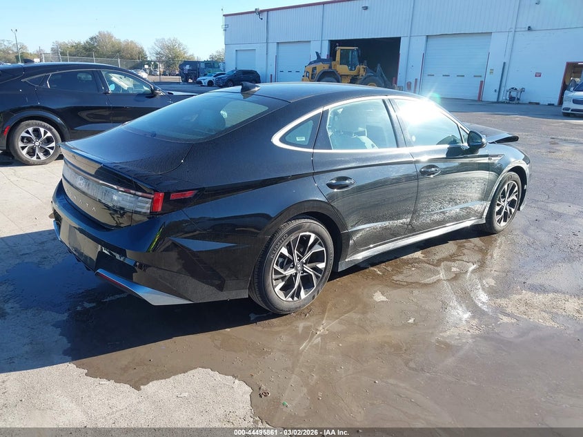 AtlanticExpress - Hyundai Sonata