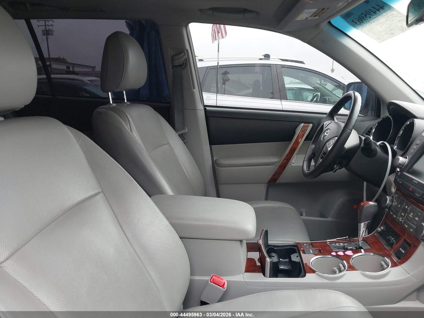 2012 Toyota Highlander Limited V6