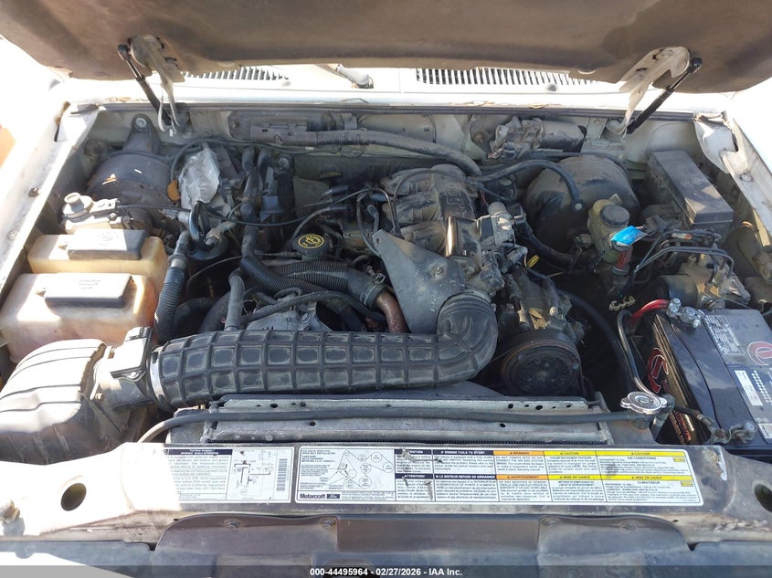 2000 Ford Explorer Sport VIN: 1FMYU60XXYUB01957 Lot: 44495964