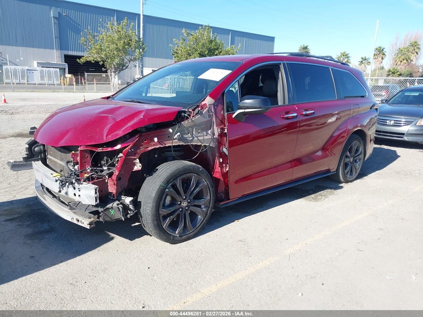 5TDDRKEC6NS077062 2022 TOYOTA SIENNA XSE photo 1