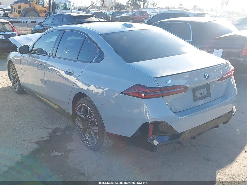 Vin: wby33fk07rcs33615, lot: 44993050, bmw i5 edrive40 20243