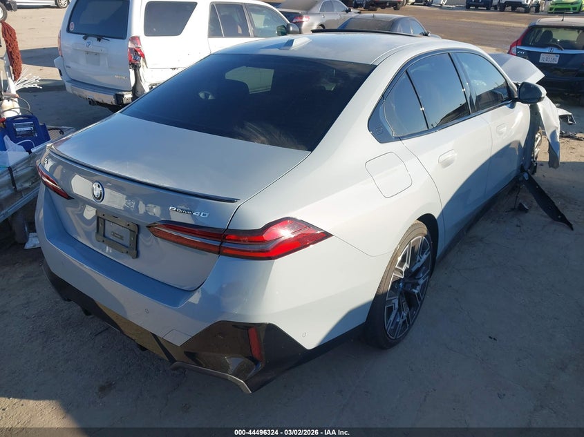 Vin: wby33fk07rcs33615, lot: 44993050, bmw i5 edrive40 20244