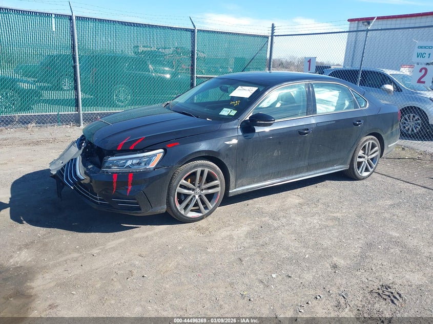 2018 Volkswagen Passat 2.0T R-Line/2.0T S