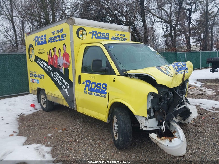 2010 GMC SAVANA CUTAWAY WORK VAN