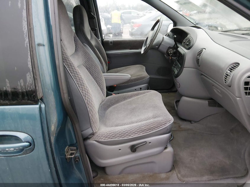 2000 Dodge Grand Caravan Se