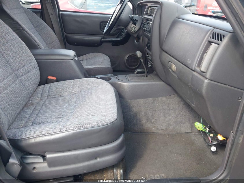 1999 Jeep Cherokee Classic/Sport