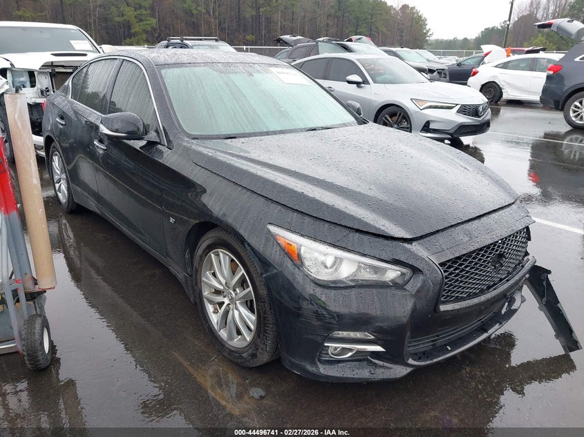 2015 Infiniti Q50 Premium
