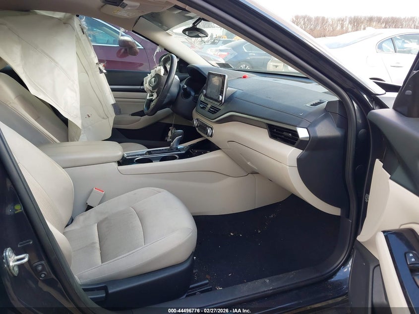 2022 Nissan Altima Sv Fwd