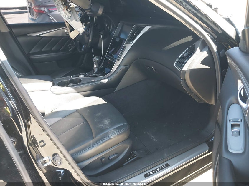 2015 Infiniti Q50 Premium