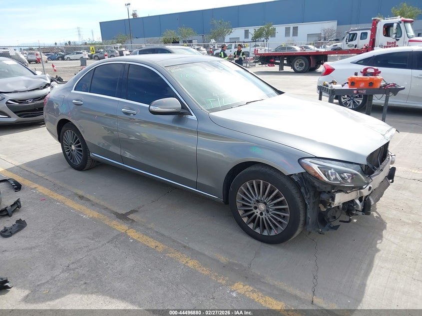 2015 Mercedes-Benz C 300 Luxury 4Matic