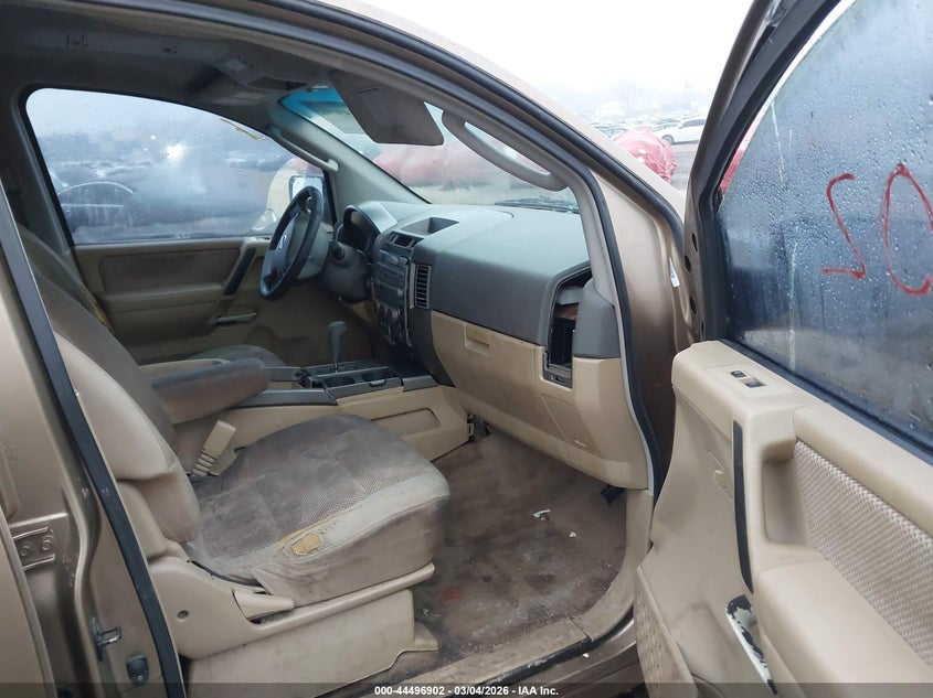 2005 Nissan Armada Se