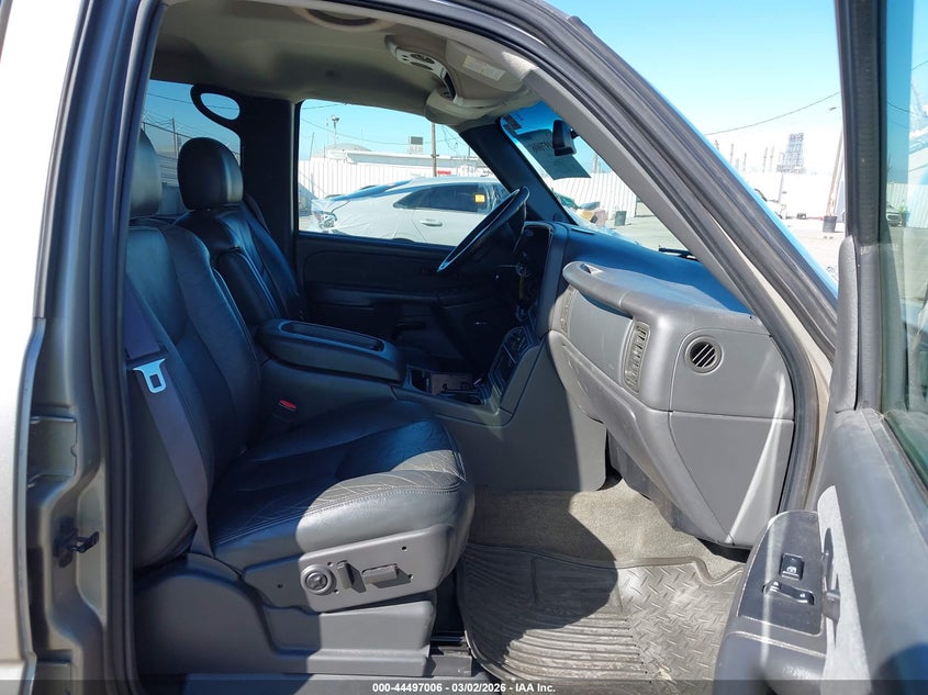 2003 GMC Sierra 2500Hd Slt