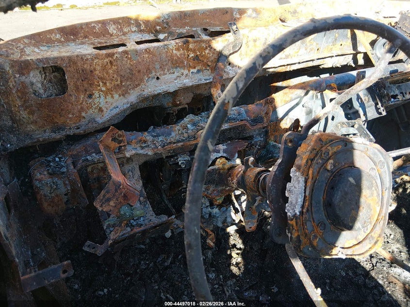 2000 Honda Cr-V Ex VIN: JHLRD1869YC025079 Lot: 44497018