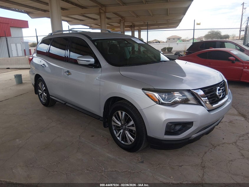 2019 Nissan Pathfinder Sv