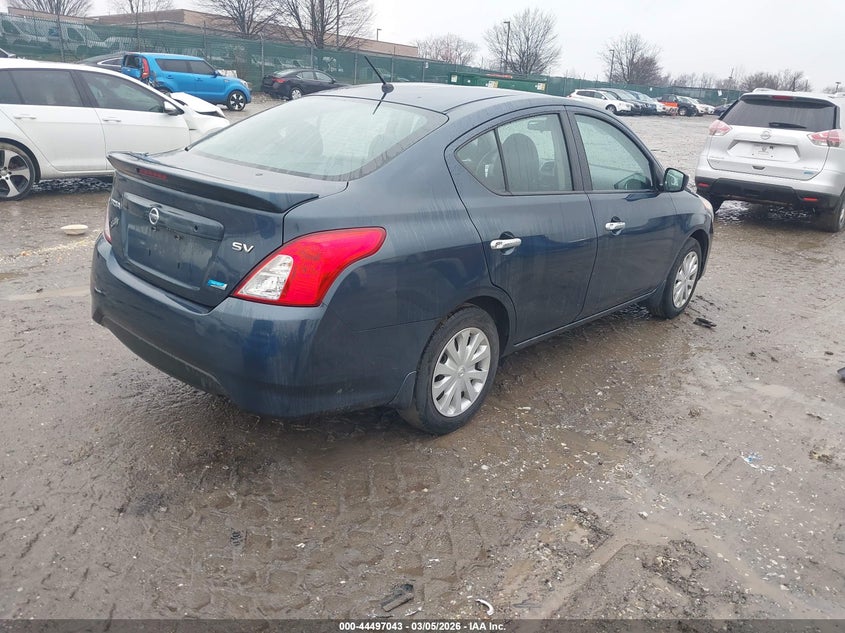2016 Nissan Versa 1.6 Sv